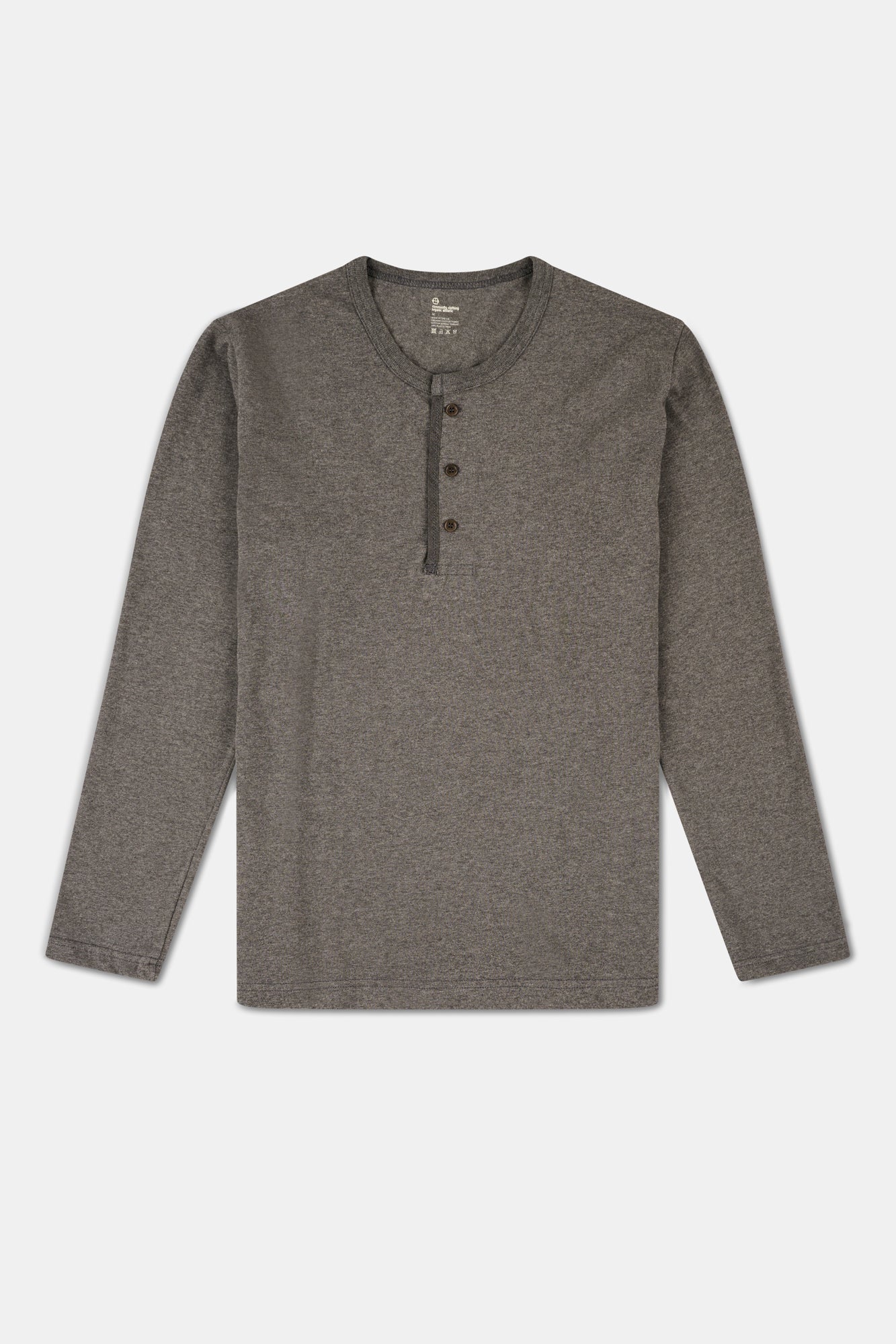 MEN'S T-SHIRTS & TOPS